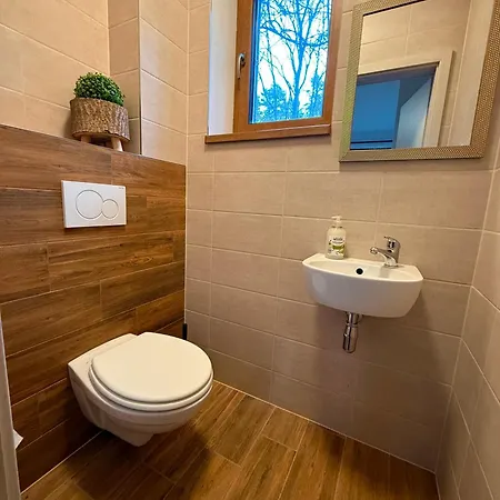 Forest House Buxusson Dolni Slovenice