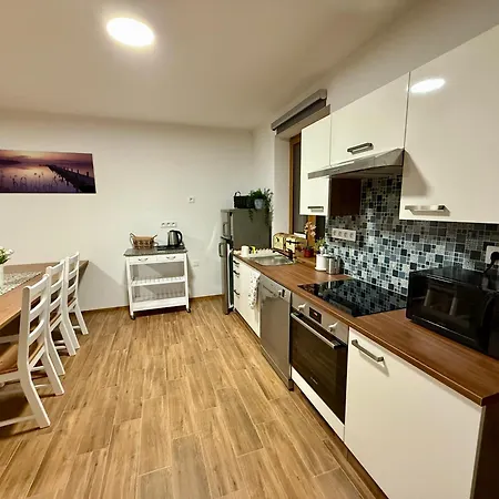 Prázdninový dům Forest House Buxusson *
